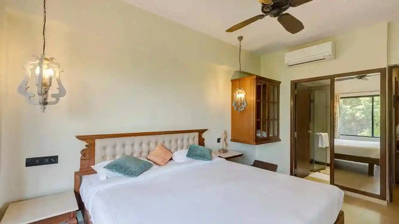 Room Image3