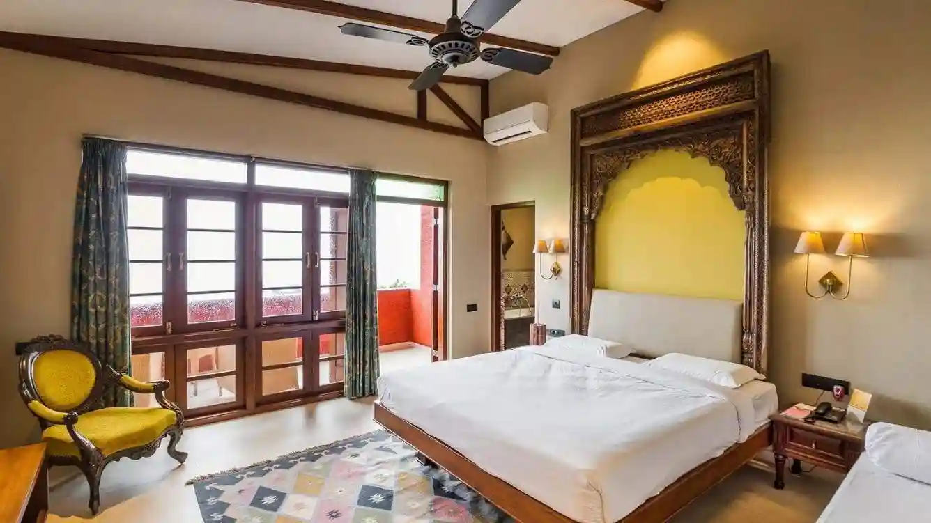 Room Image6