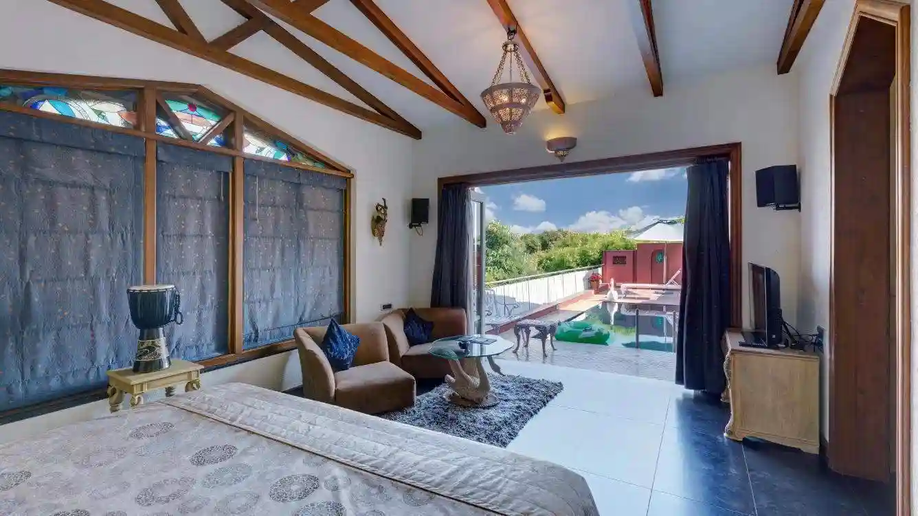 Room Image1